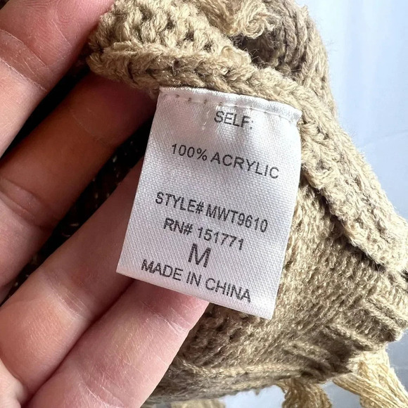 Altar'd State Scoop Neck Cable Knit Fringe Sweater Size Medium - Picture 7 of 9